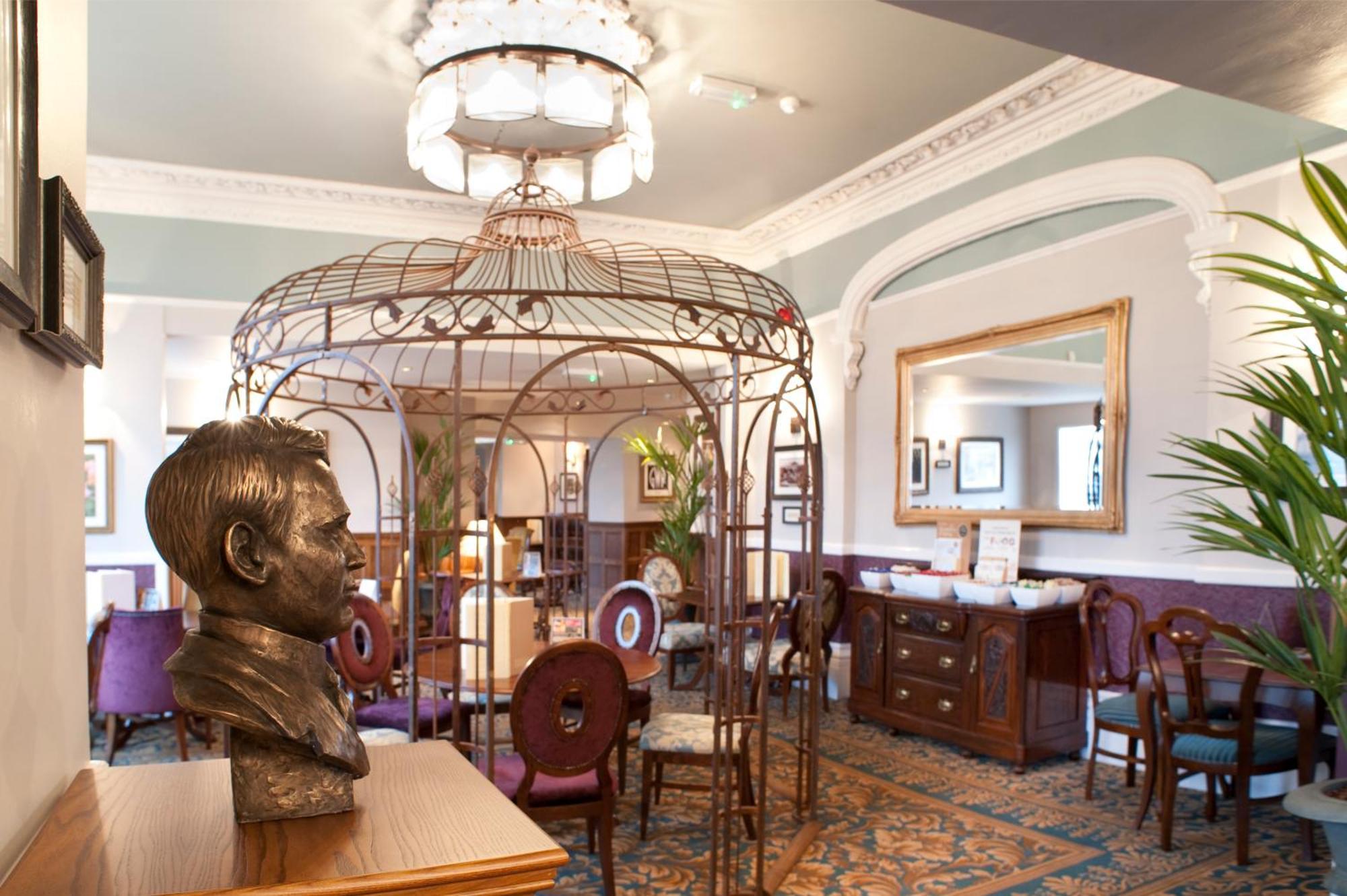 Cabot Court Hotel Wetherspoon Weston-super-Mare Extérieur photo